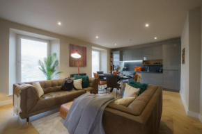Fell View Residences Lakes Escape by LetMeStay